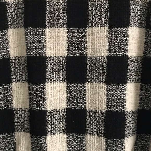Zara Boxy Ivory/Black Checkered Top w Fringe - Picture 4 of 8